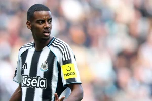 อเล็กซานเดอร์ อิซัค นิวคาสเซิล ยูไนเต็ด