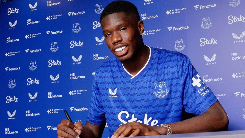 เธียร์โน แบร์รี เอฟเวอร์ตัน